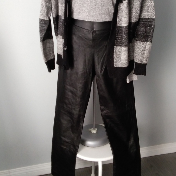 Danier Pants - 🌟NWOT DANIER LEATHER Pants, Highwaist